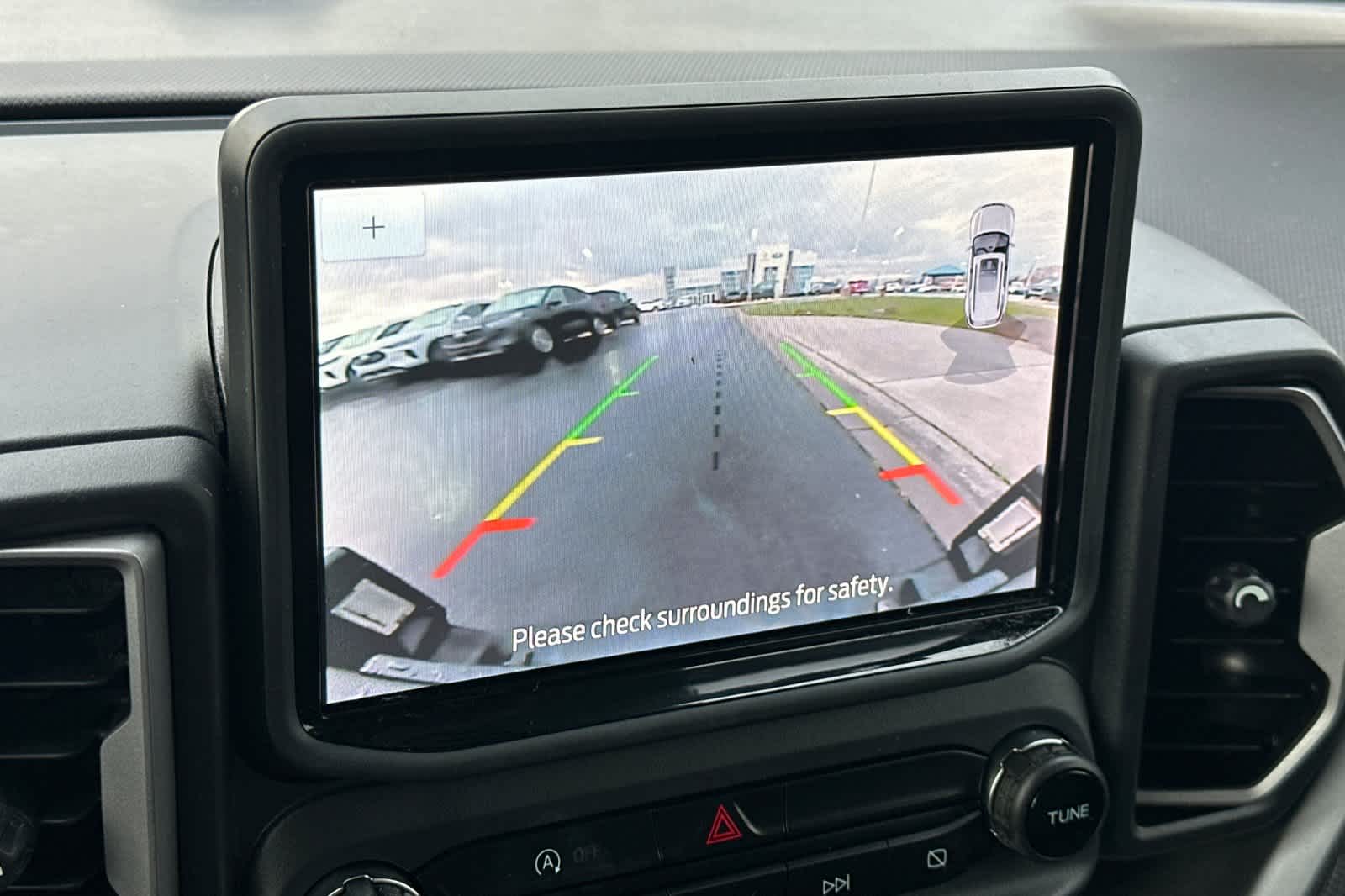 Thumbnail: 2022 Ford Bronco Sport - 19