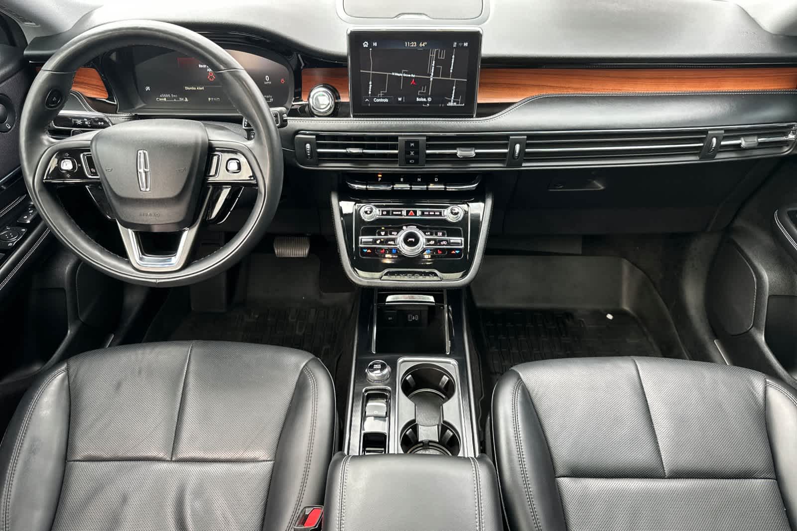 Thumbnail: 2022 Lincoln Corsair - 3