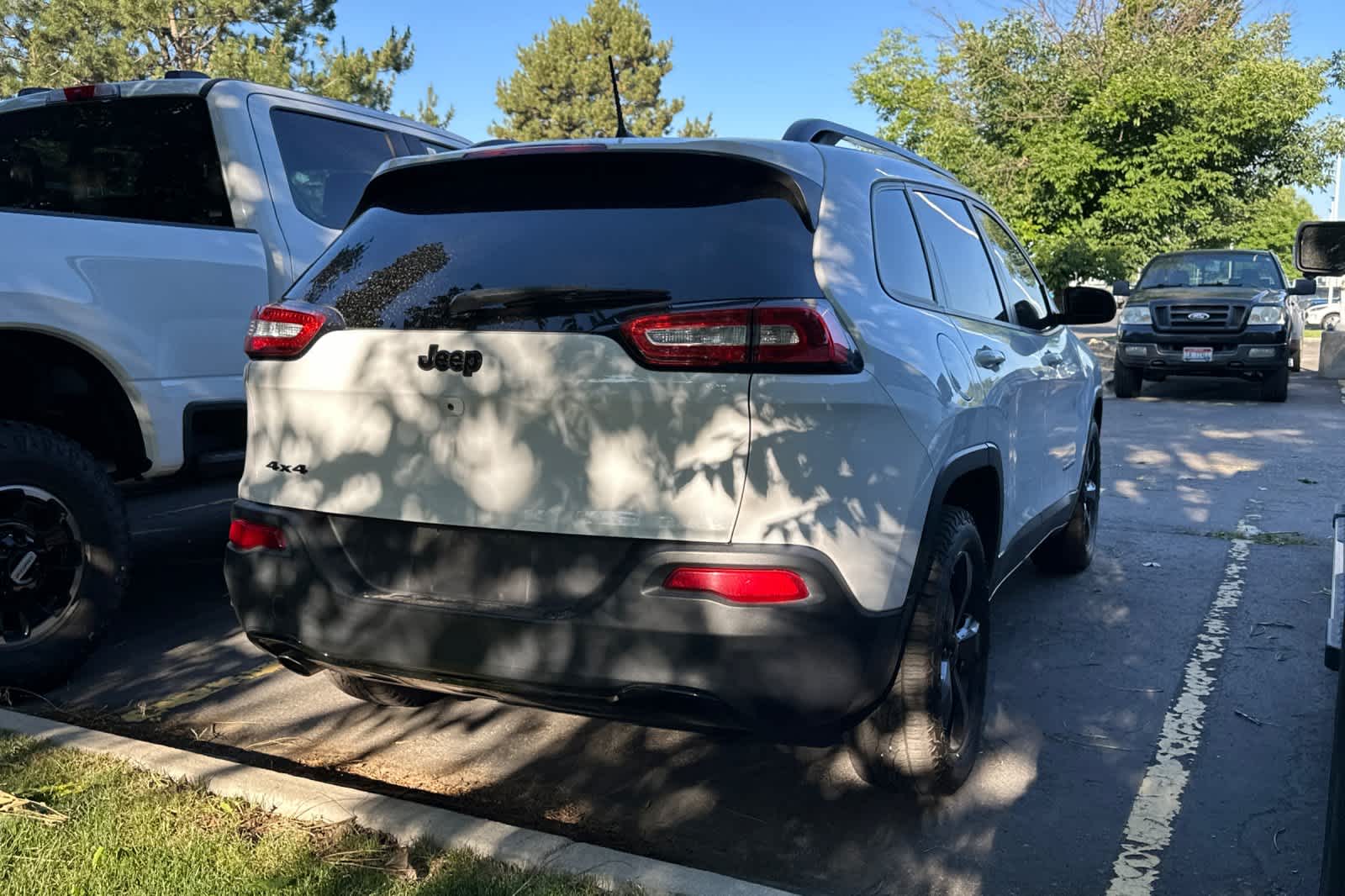 Thumbnail: 2017 Jeep Cherokee - 2