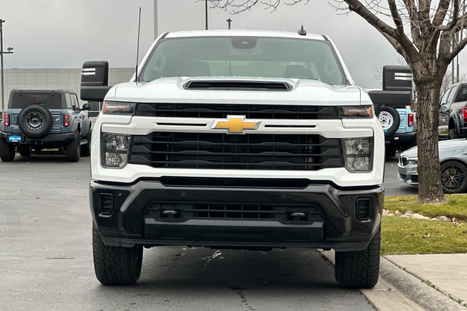 Thumbnail: 2026 Chevrolet Silverado 2500 - 10