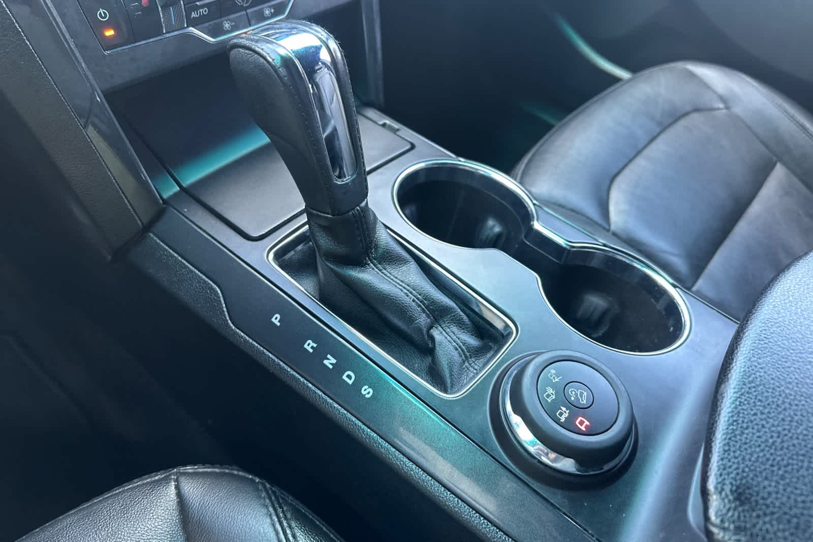 Thumbnail: 2016 Ford Explorer - 23