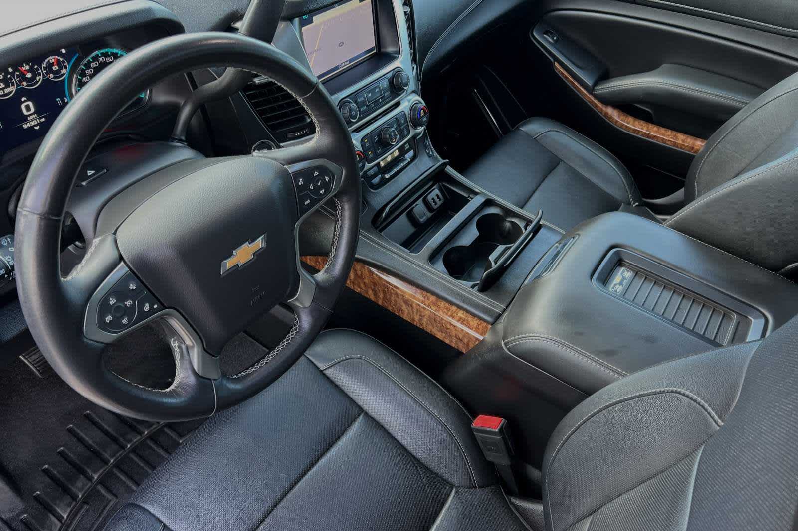 2016 Chevrolet Suburban LTZ 11