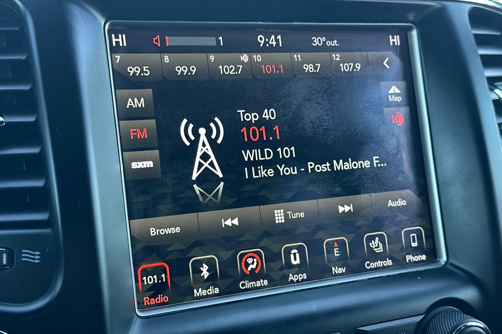 Thumbnail: 2018 Jeep Grand Cherokee - 18