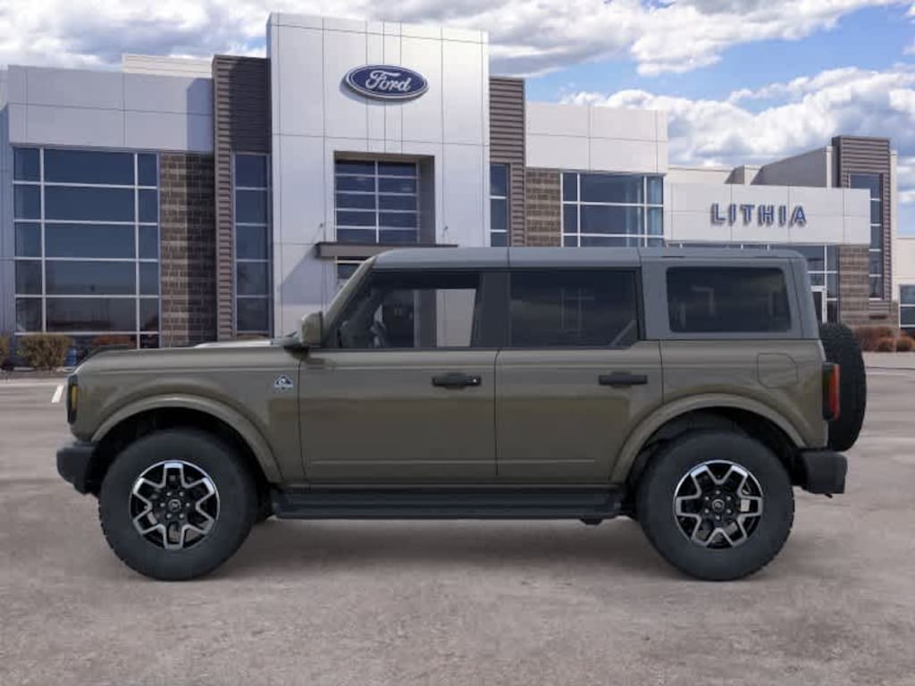 New 2026 Ford Bronco Outer Banks SUV