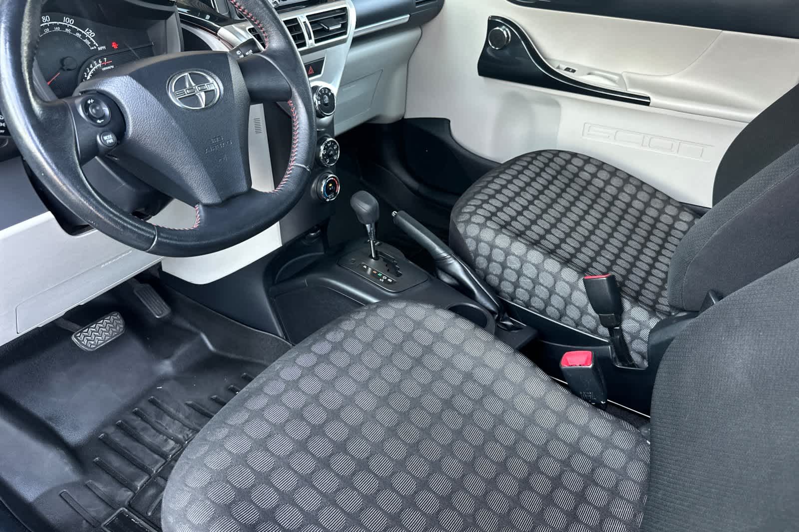 Thumbnail: 2013 Scion iQ - 10