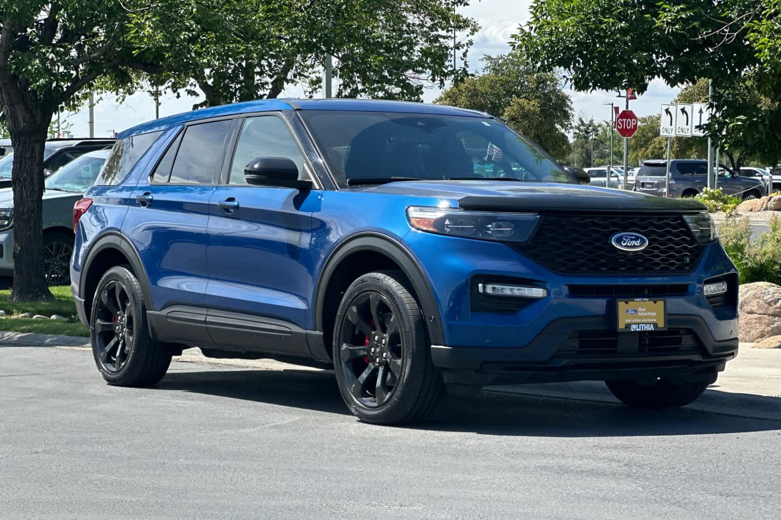 Thumbnail: 2021 Ford Explorer - 8