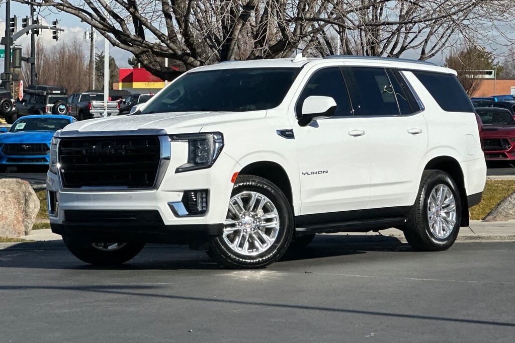 Used 2024 GMC Yukon SLE SUV