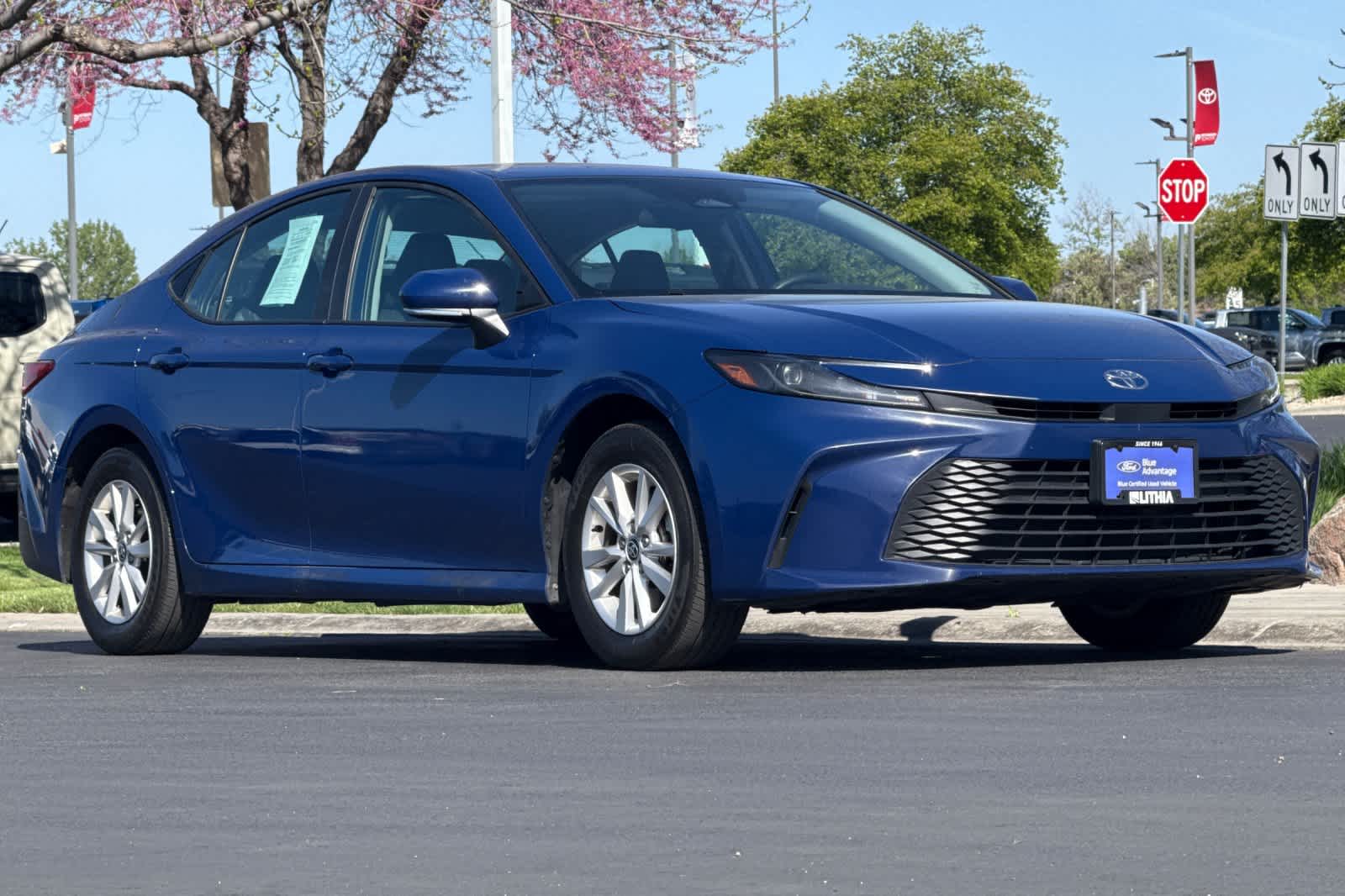 Thumbnail: 2025 Toyota Camry - 9