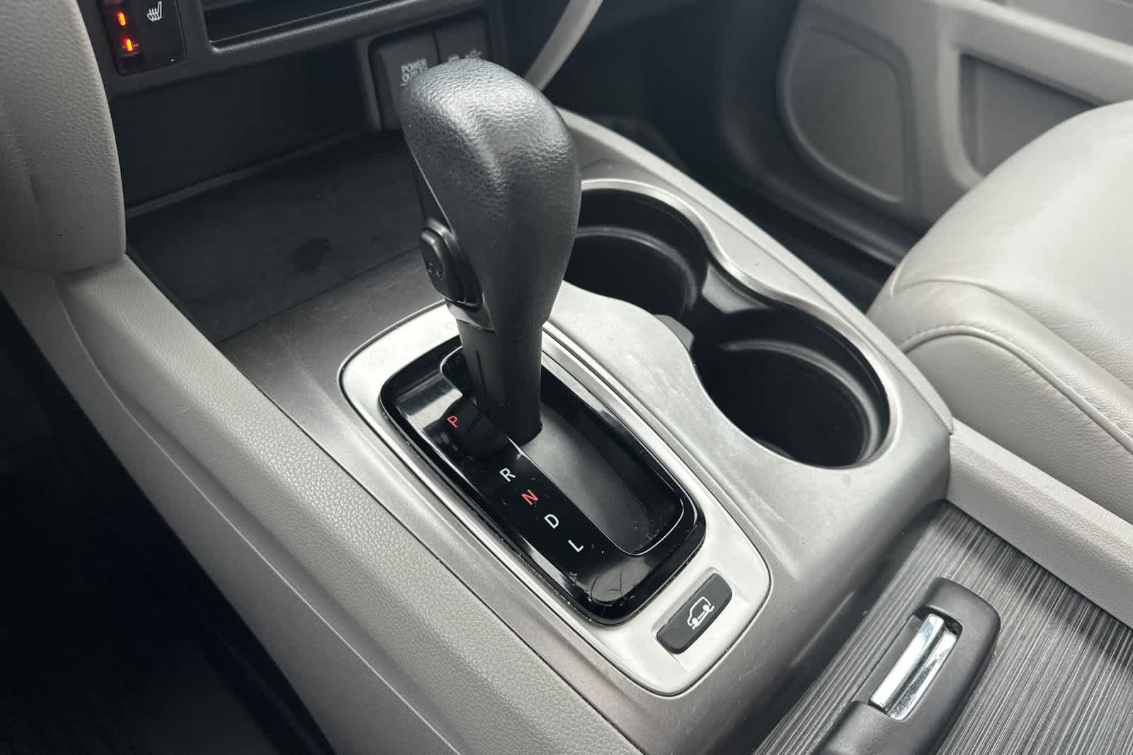 Thumbnail: 2019 Honda Pilot - 22