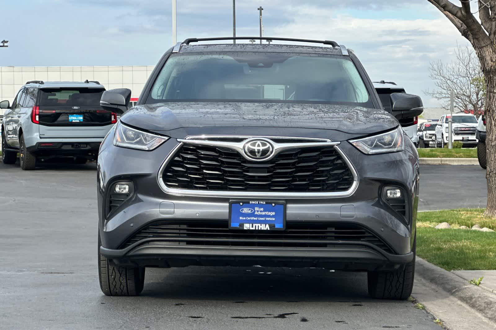 Thumbnail: 2020 Toyota Highlander - 10