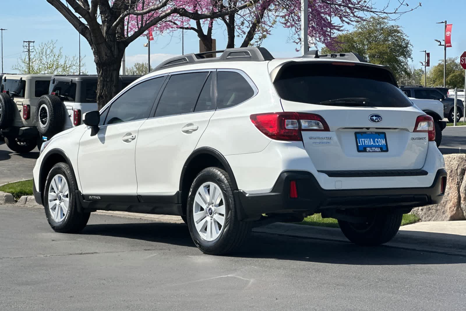 Thumbnail: 2018 Subaru Outback - 6
