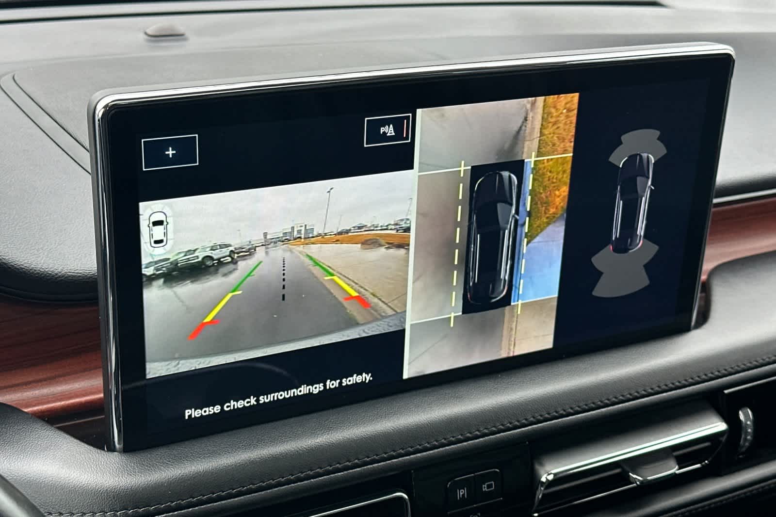 Thumbnail: 2023 Lincoln Nautilus - 20