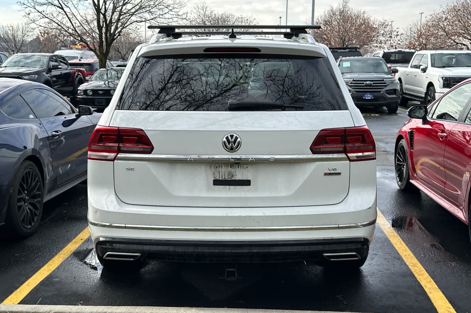 Thumbnail: 2018 Volkswagen Atlas - 3