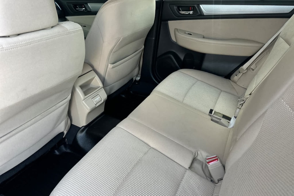 Used 2018 Subaru Outback 2.5i Premium with SUV