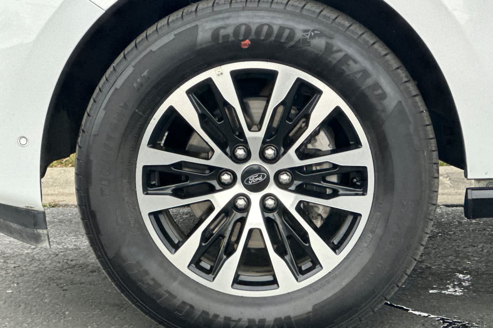 Thumbnail: 2025 Ford Expedition MAX - 28