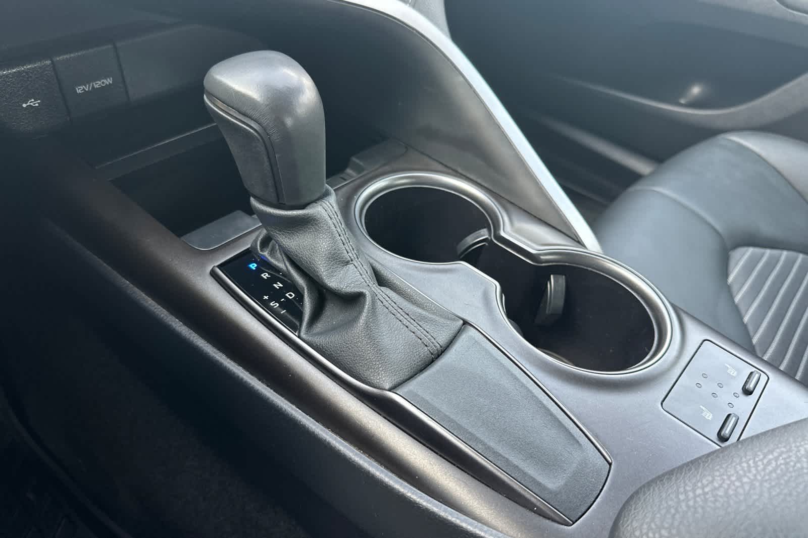Thumbnail: 2024 Toyota Camry - 20