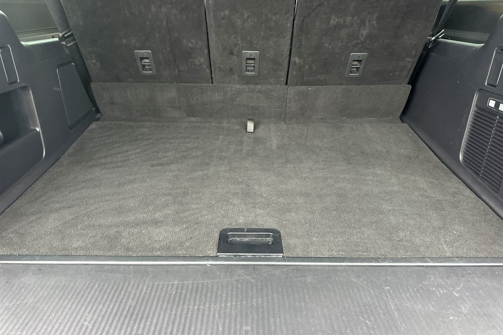 Thumbnail: 2025 Ford Expedition MAX - 16