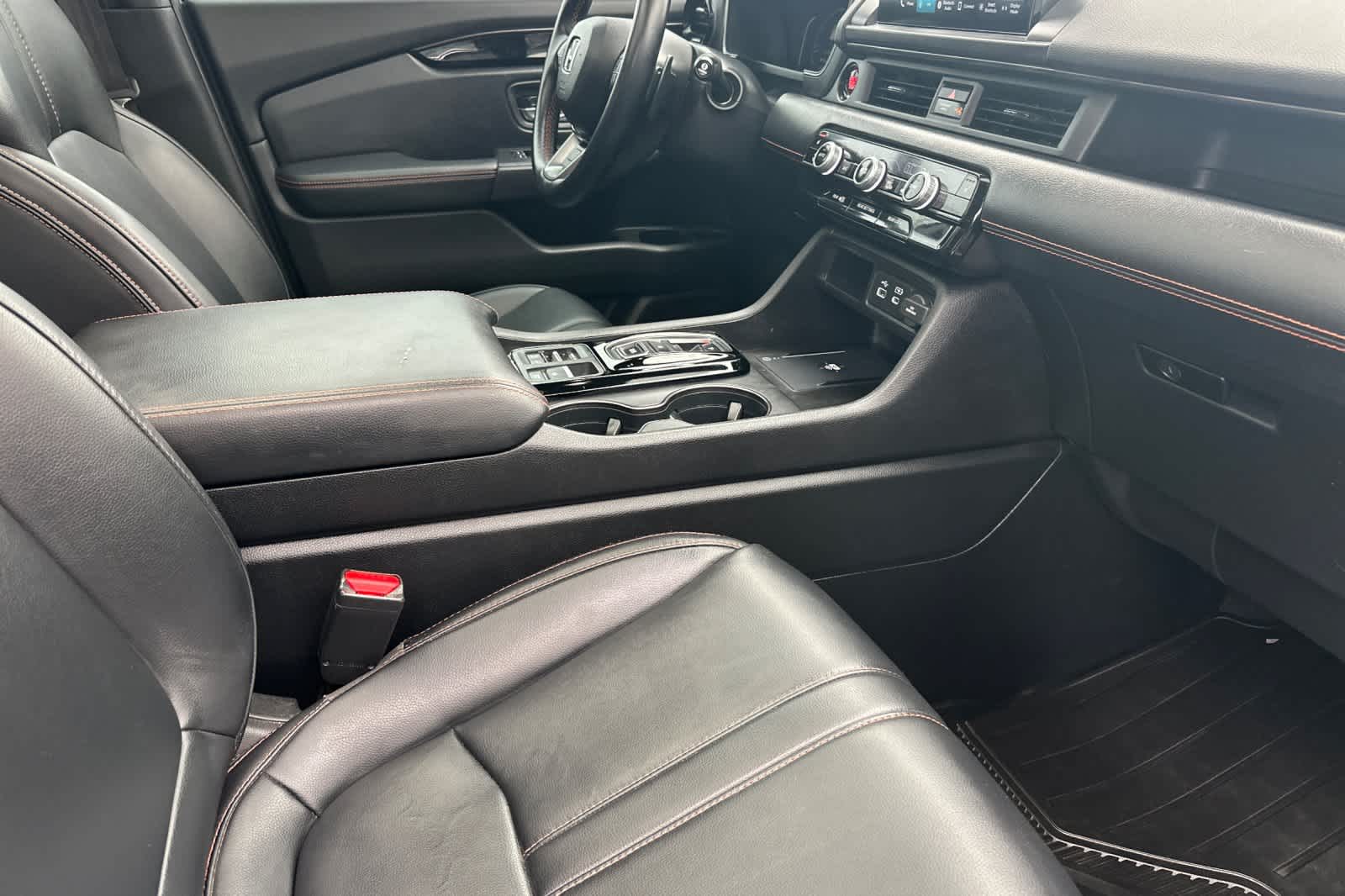 Thumbnail: 2023 Honda Pilot - 17