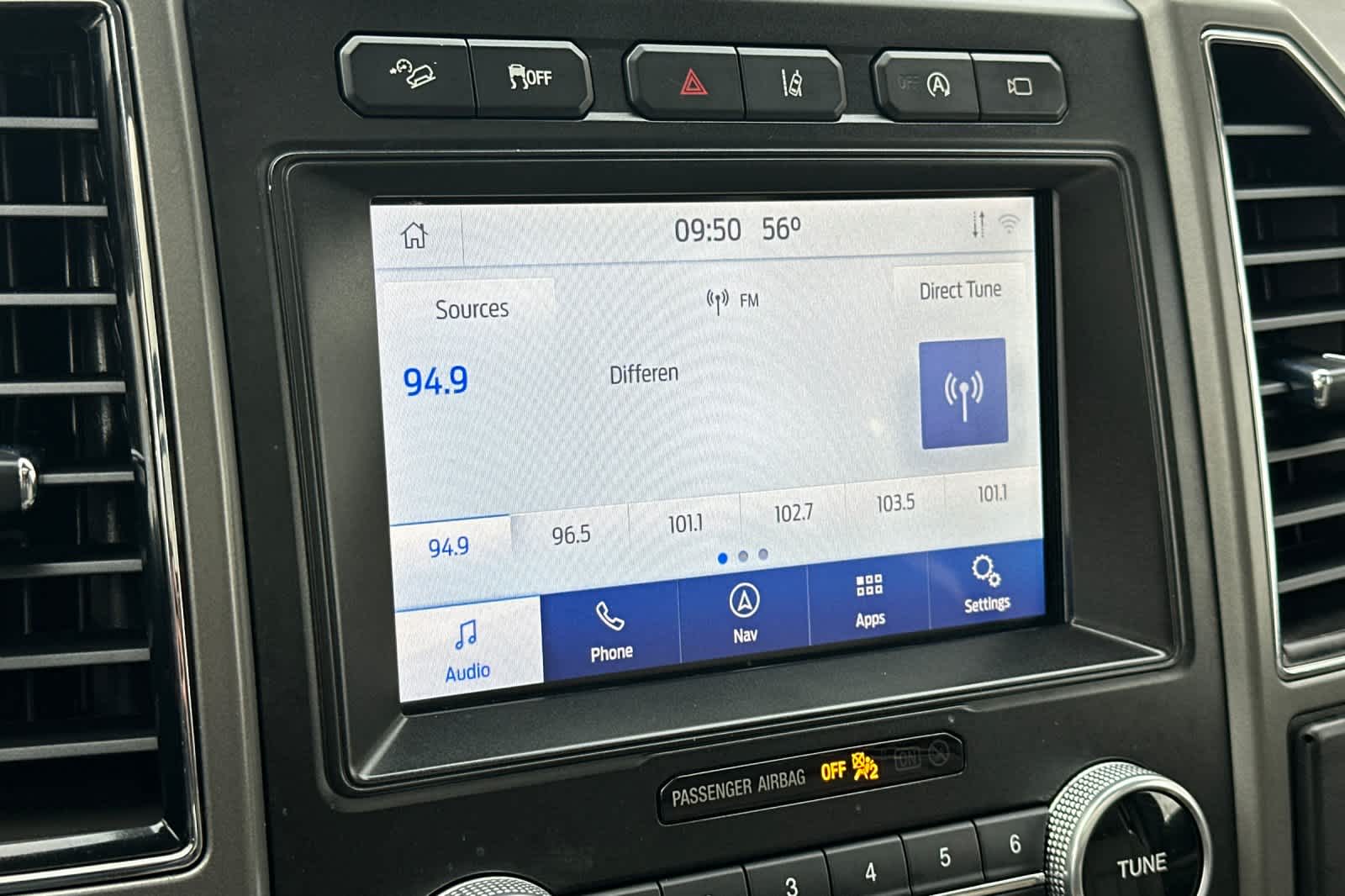 Thumbnail: 2021 Ford Expedition - 19