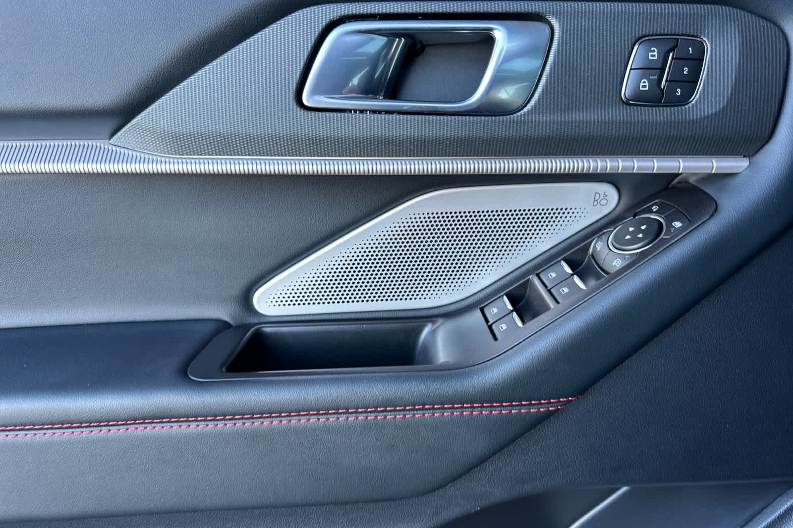 Thumbnail: 2025 Ford Explorer - 12