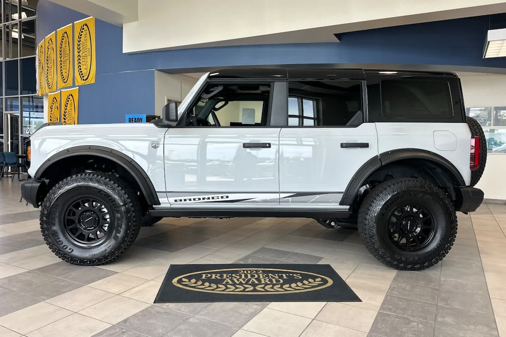 New 2026 Ford Bronco Dark Trail Package SUV