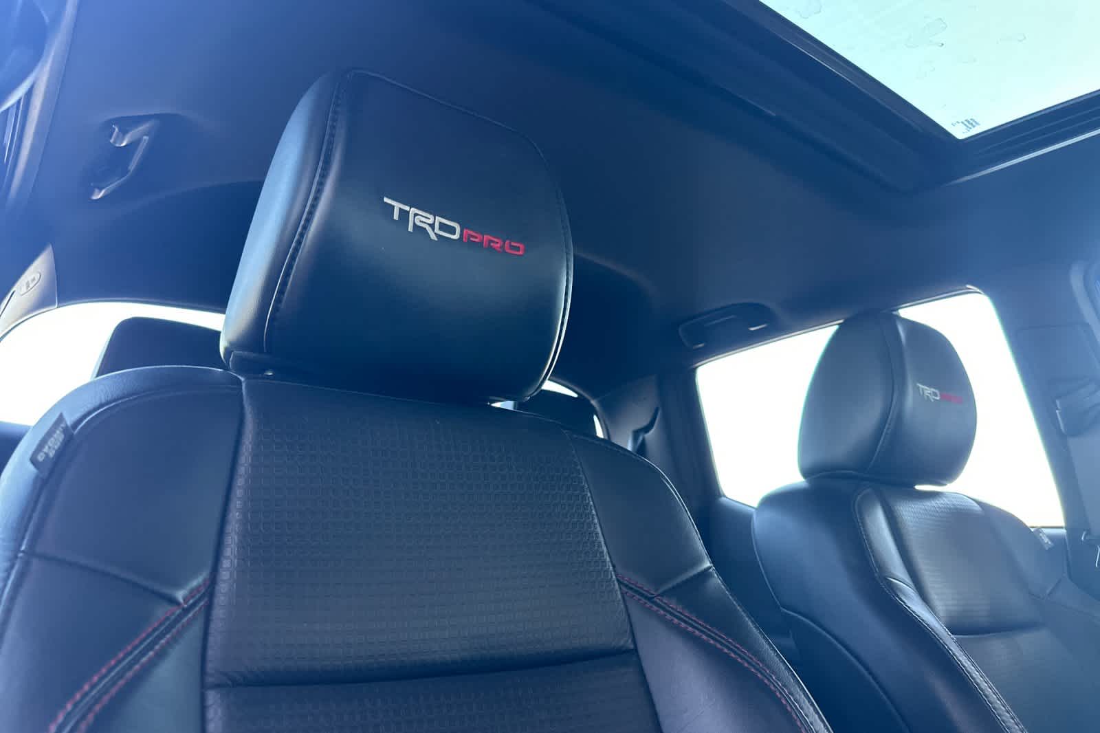 Thumbnail: 2019 Toyota Tacoma - 16