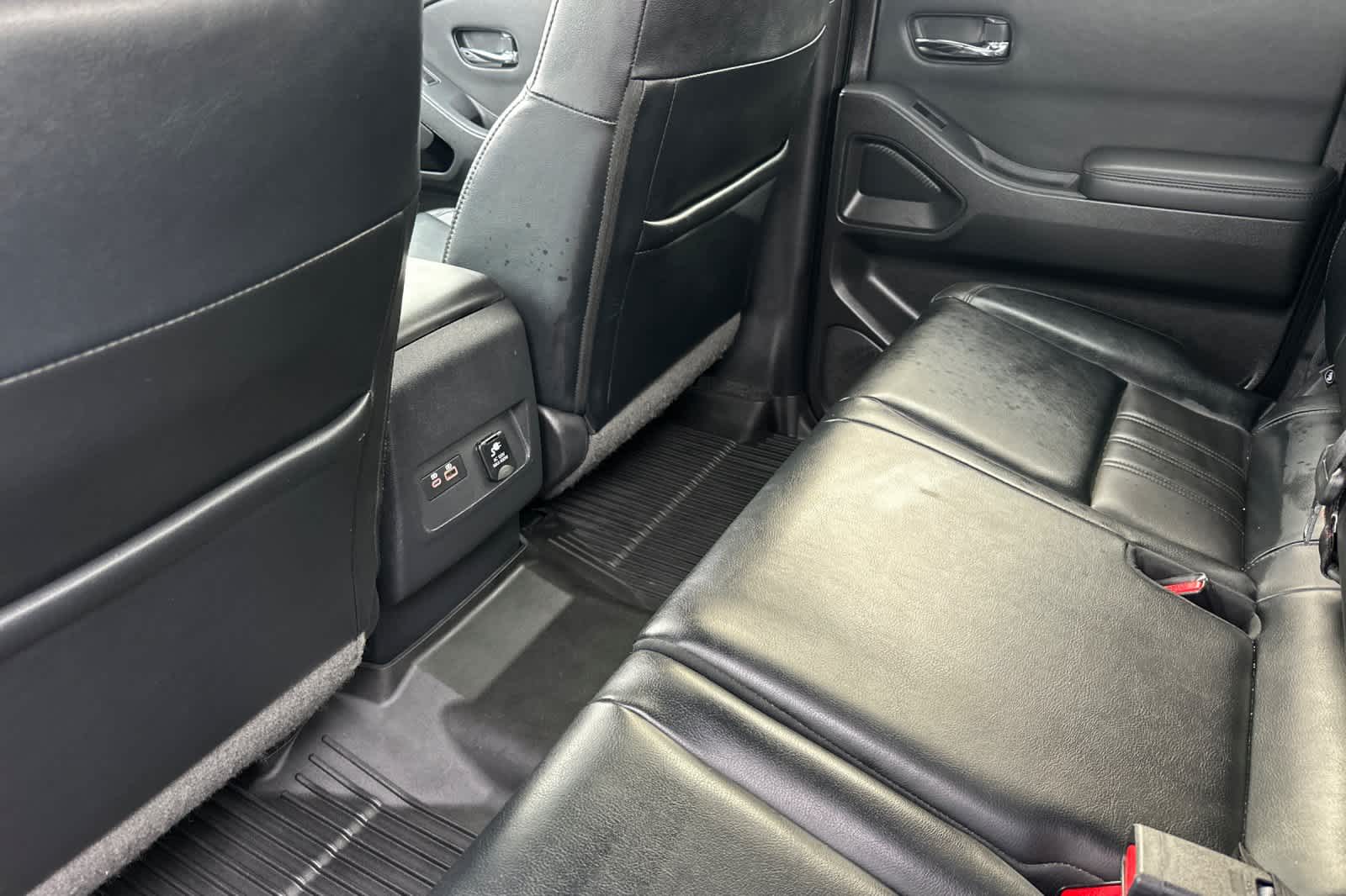 Thumbnail: 2022 Nissan Frontier - 4