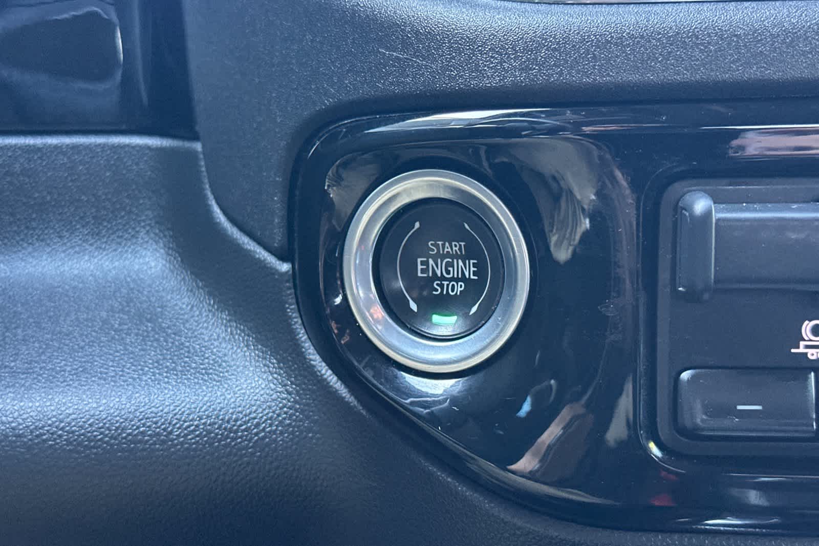 Thumbnail: 2023 GMC Sierra 1500 - 21