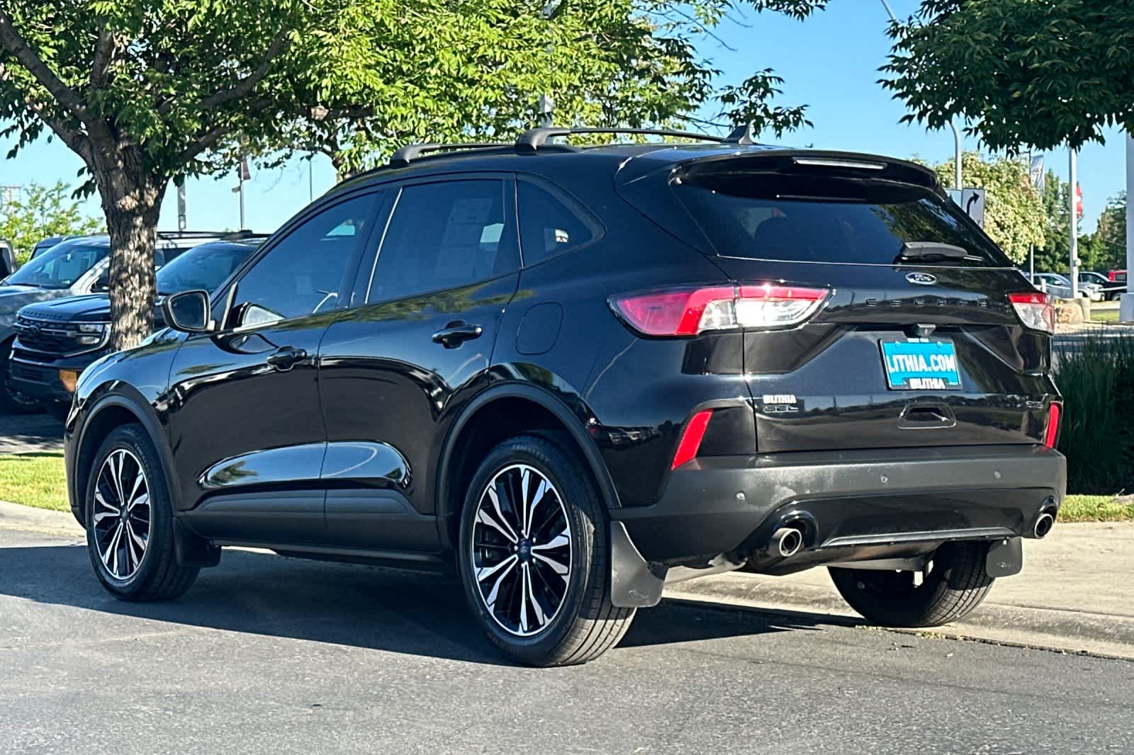 Thumbnail: 2022 Ford Escape - 6
