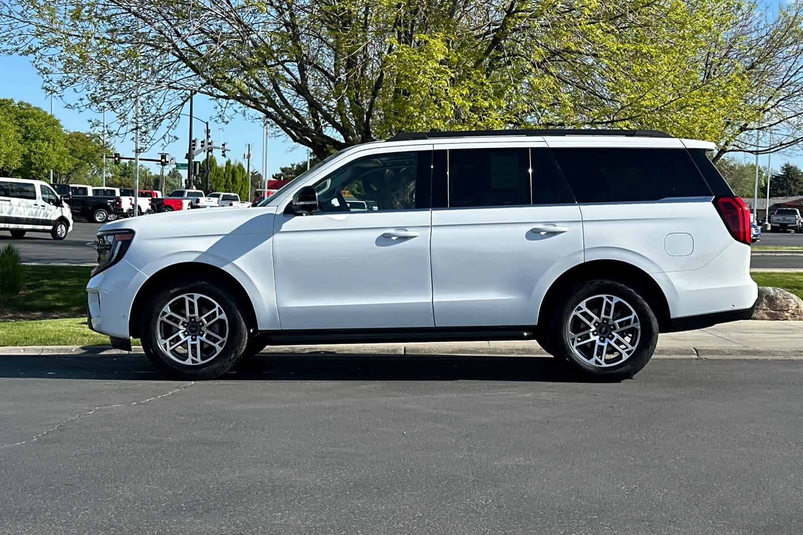 Thumbnail: 2025 Ford Expedition - 5