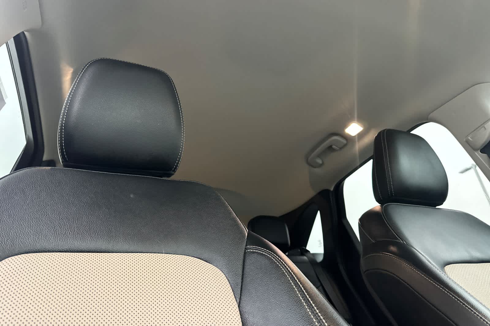 Thumbnail: 2022 Ford Escape - 17