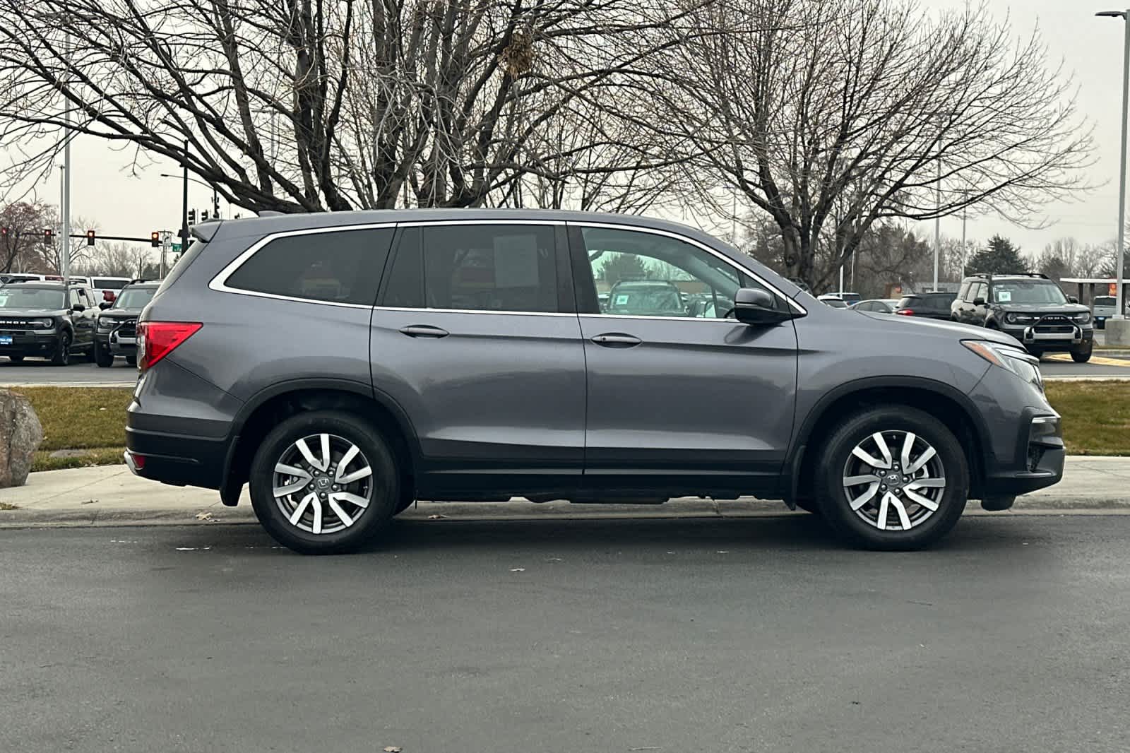 Thumbnail: 2019 Honda Pilot - 8