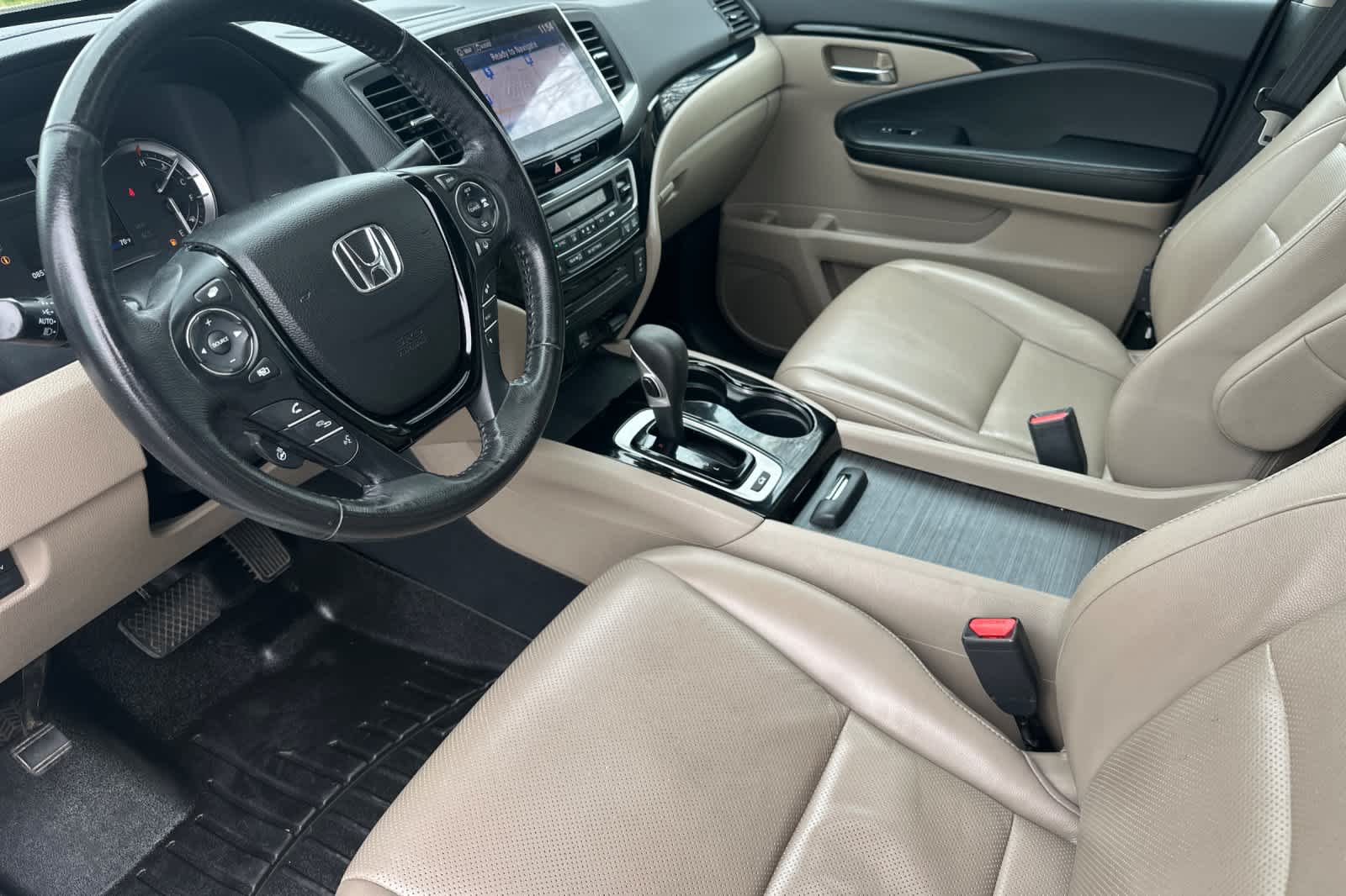 Thumbnail: 2017 Honda Ridgeline - 11