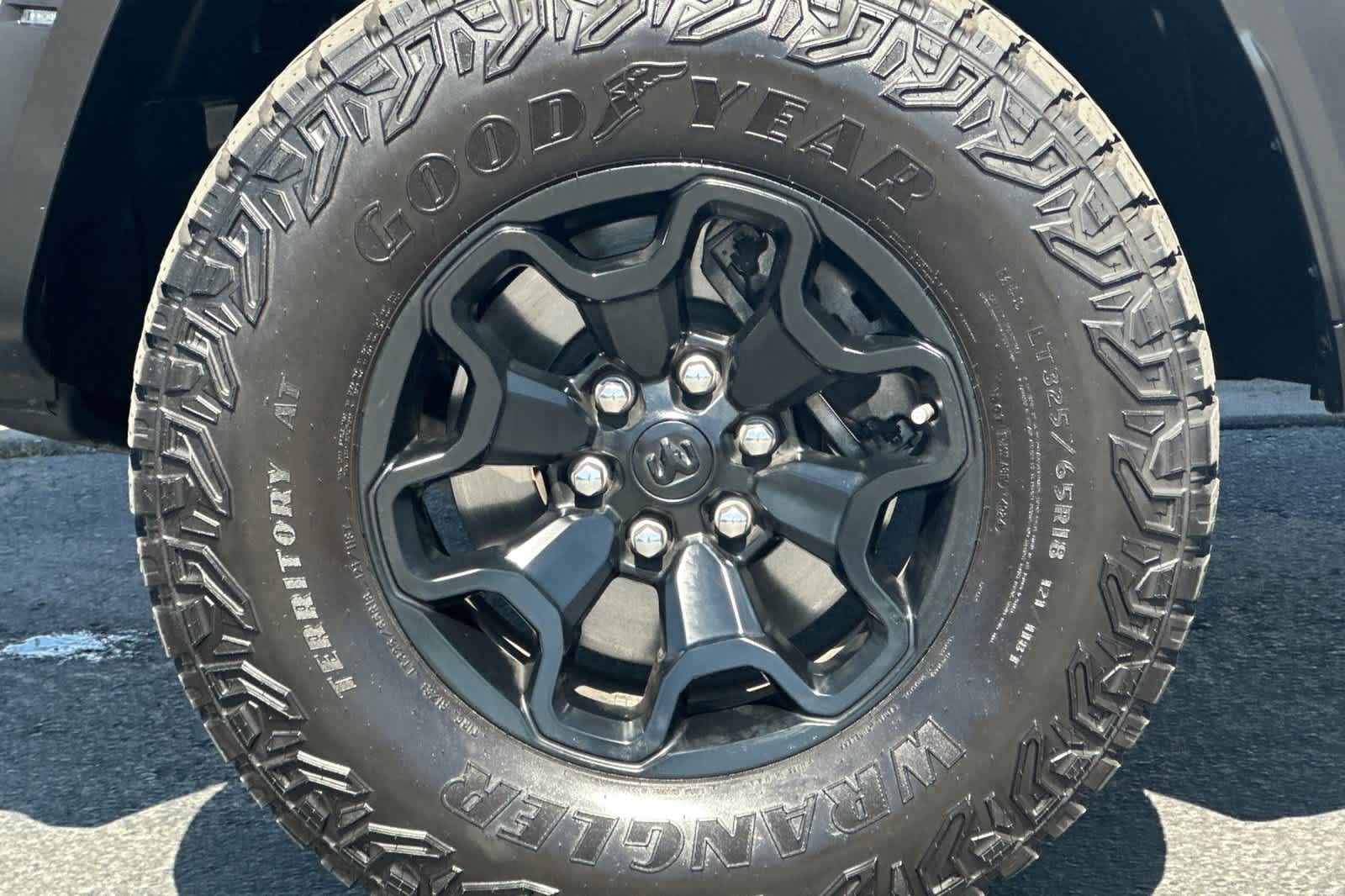 Thumbnail: 2025 RAM 1500 - 26