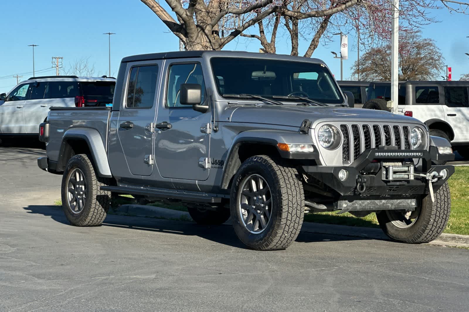 Thumbnail: 2020 Jeep Gladiator - 9