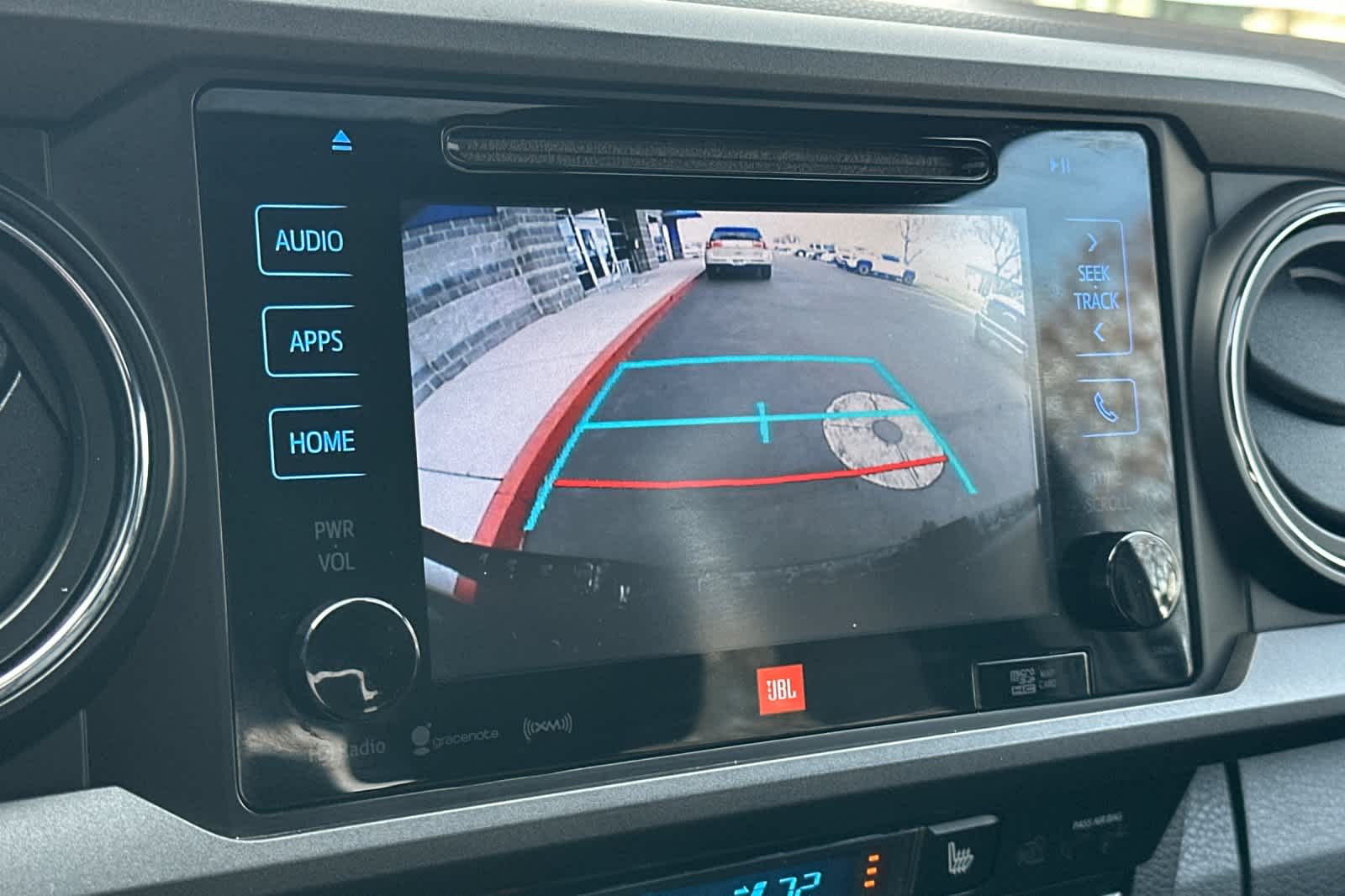 Thumbnail: 2019 Toyota Tacoma - 19