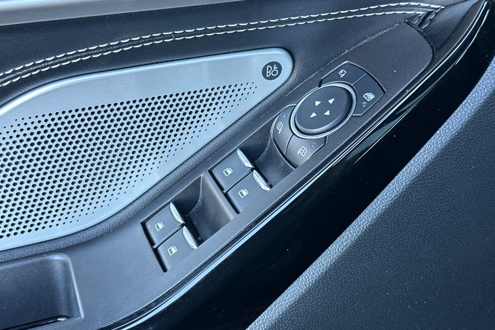 Thumbnail: 2023 Ford Explorer - 13