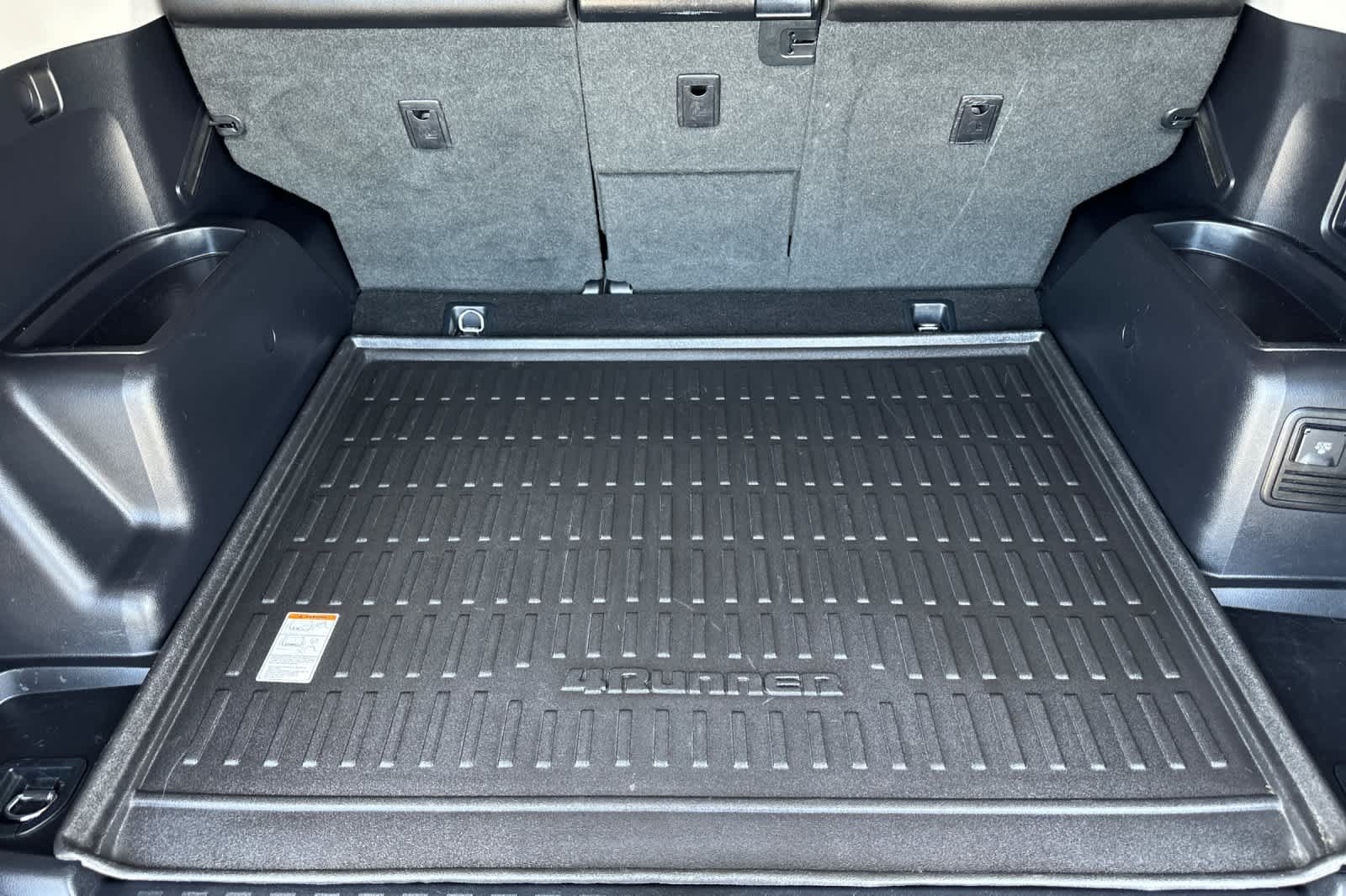 Thumbnail: 2022 Toyota 4Runner - 15