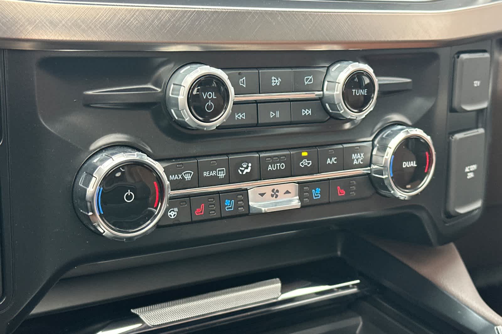 Thumbnail: 2024 Ford F-250 - 20