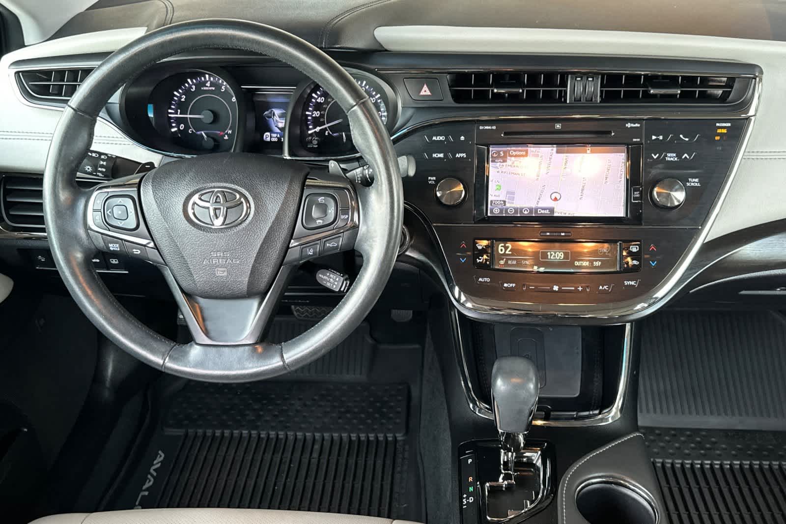 Thumbnail: 2017 Toyota Avalon - 14