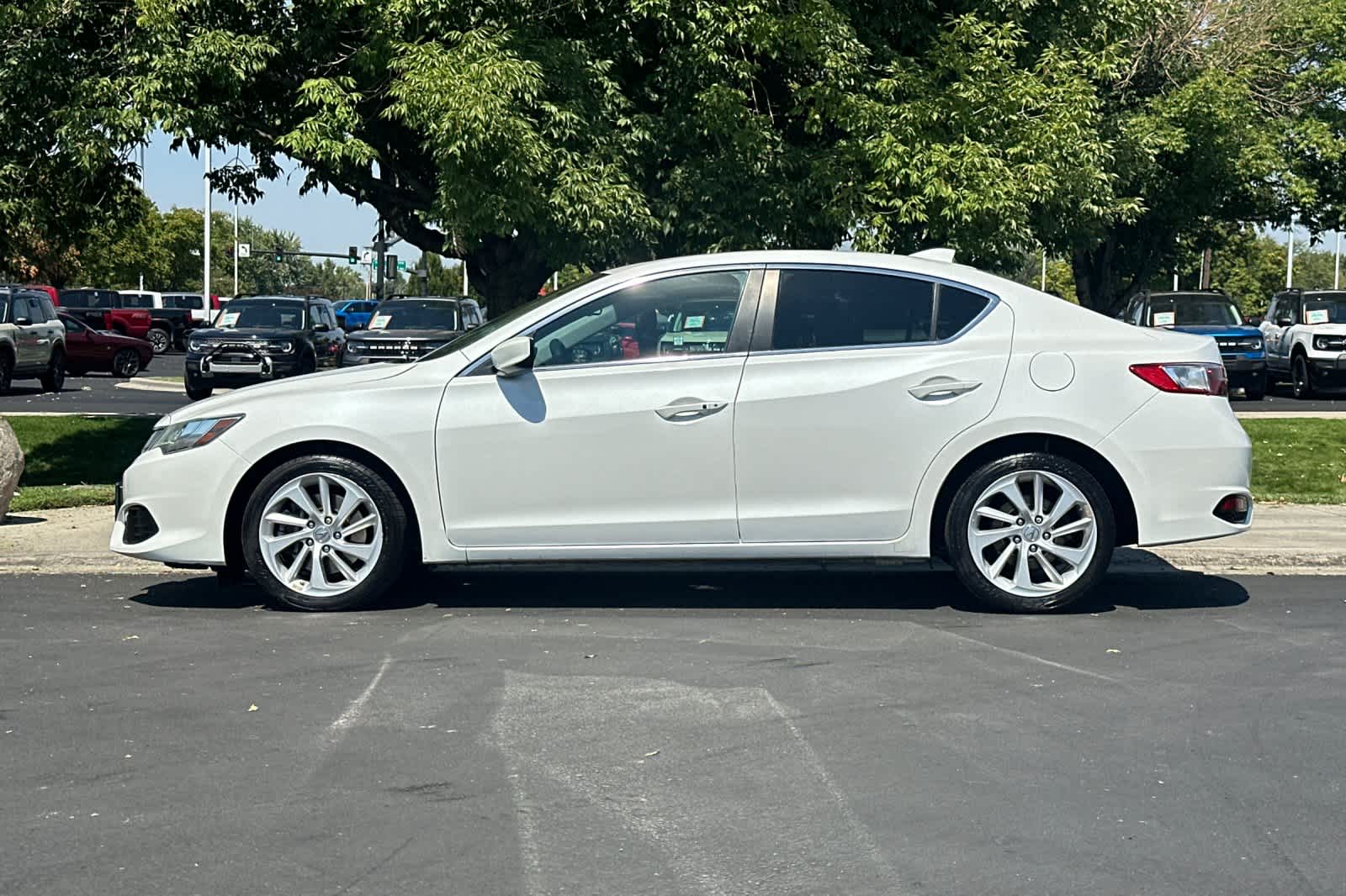 Thumbnail: 2017 Acura ILX - 5