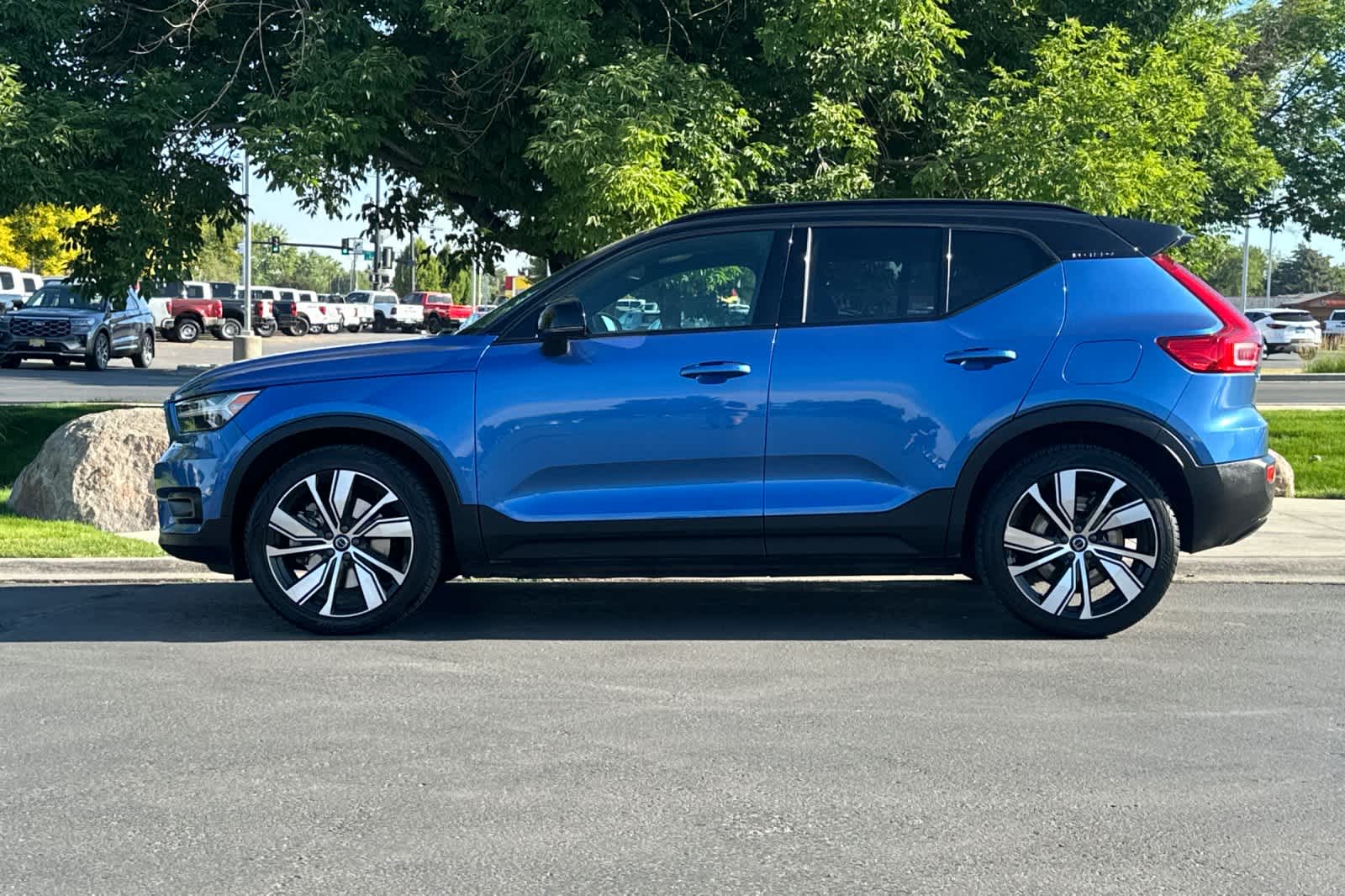 Thumbnail: 2021 Volvo XC40 - 5