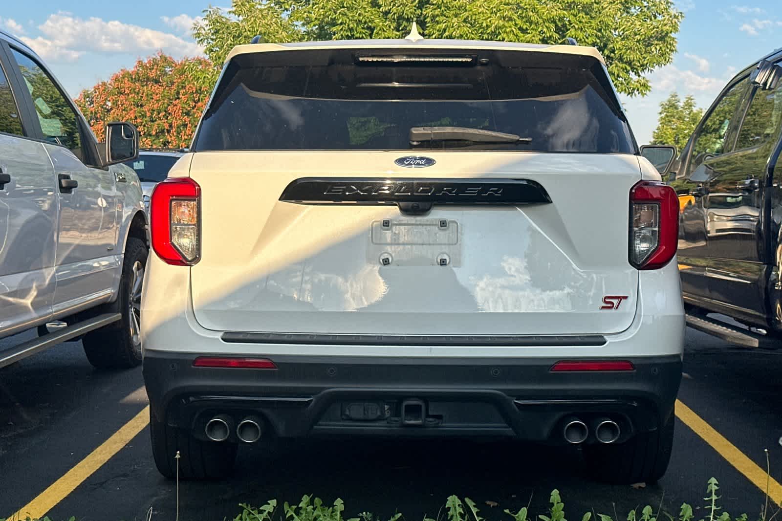 Thumbnail: 2020 Ford Explorer - 4