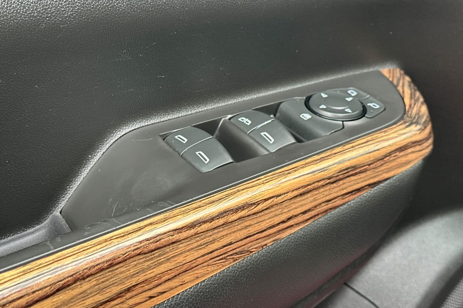 Thumbnail: 2019 GMC Acadia - 13