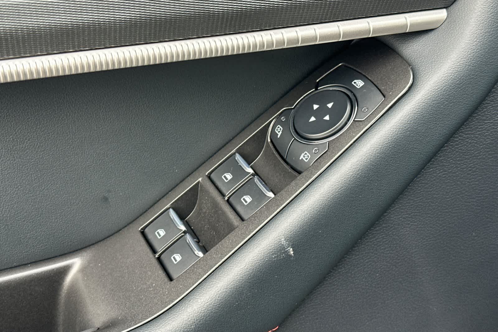 Thumbnail: 2026 Ford Explorer - 13