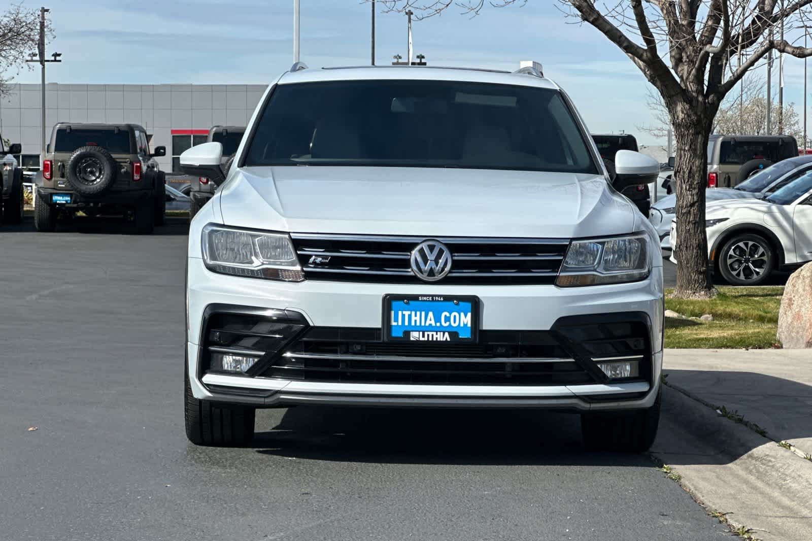 Thumbnail: 2018 Volkswagen Tiguan - 10