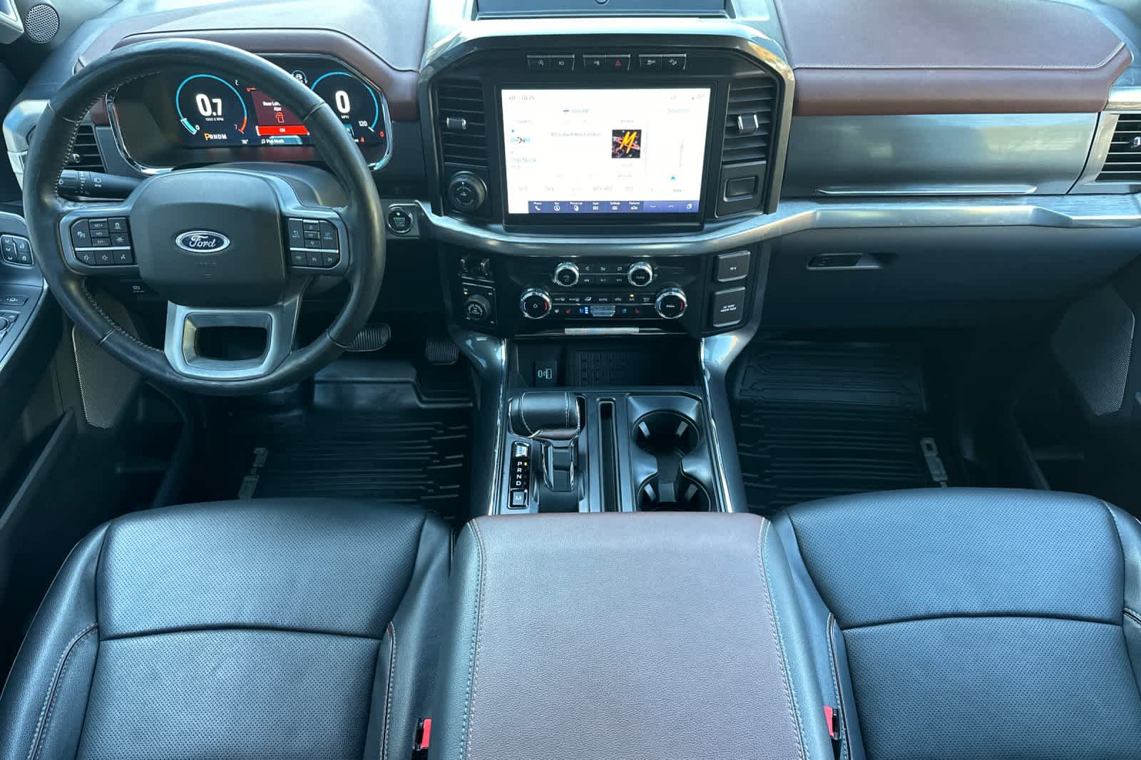 2023 Ford F-150 Lariat photo 3