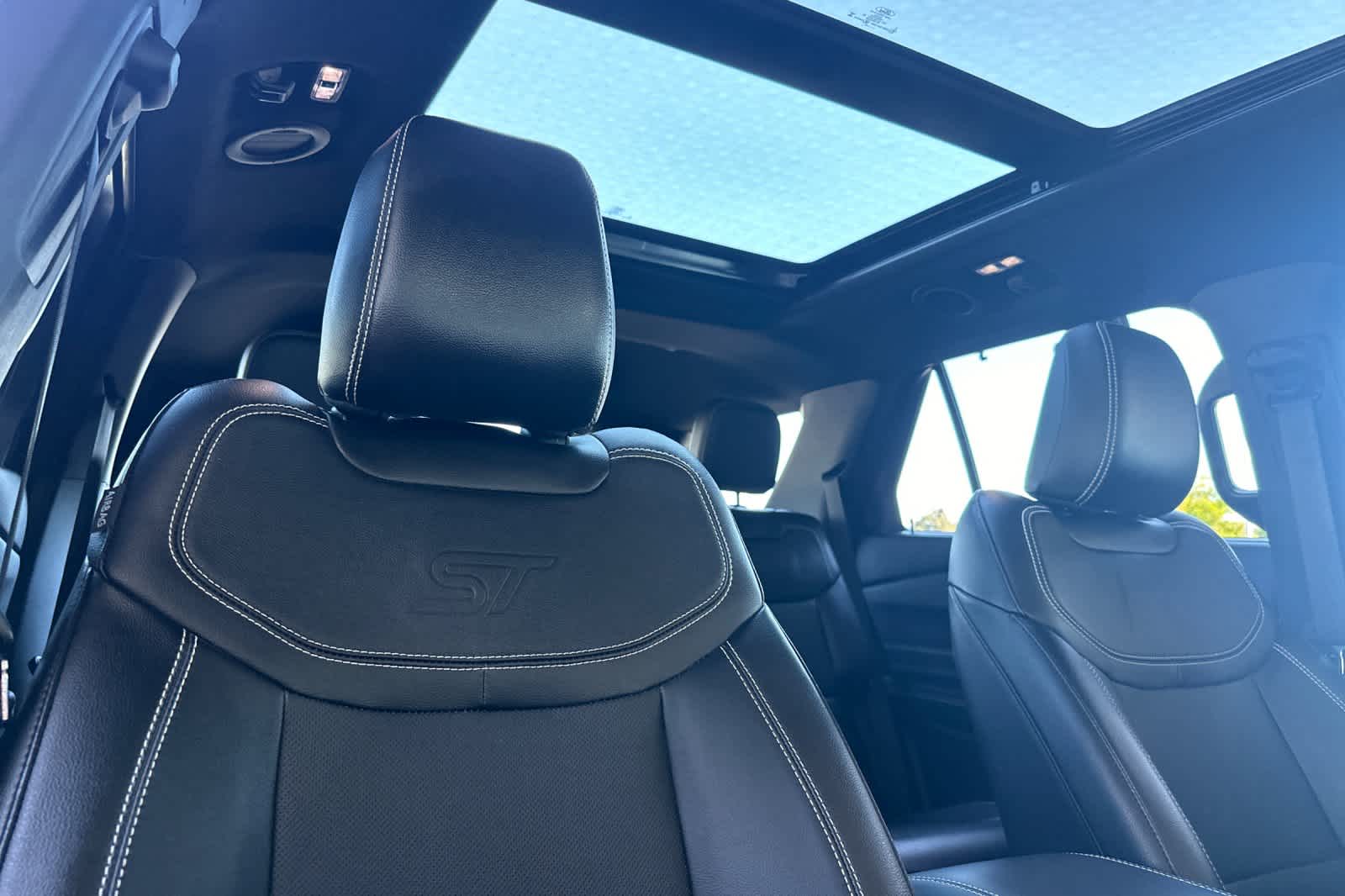 Thumbnail: 2023 Ford Explorer - 17