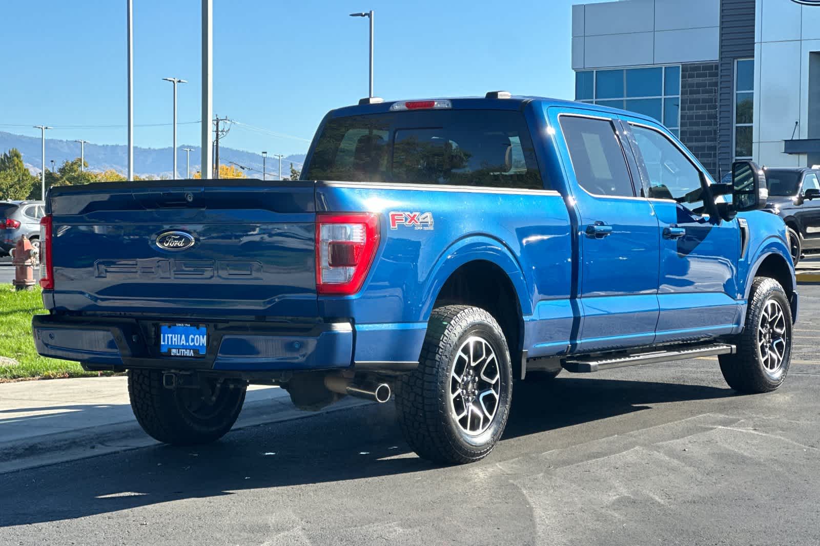 2023 Ford F-150 Lariat photo 2