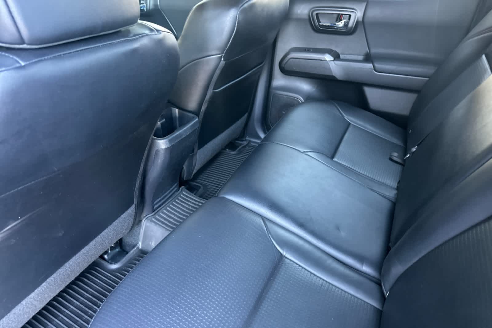 Thumbnail: 2019 Toyota Tacoma - 4